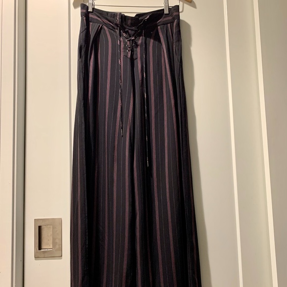 PAIGE Capucine Pants - Picture 6 of 14